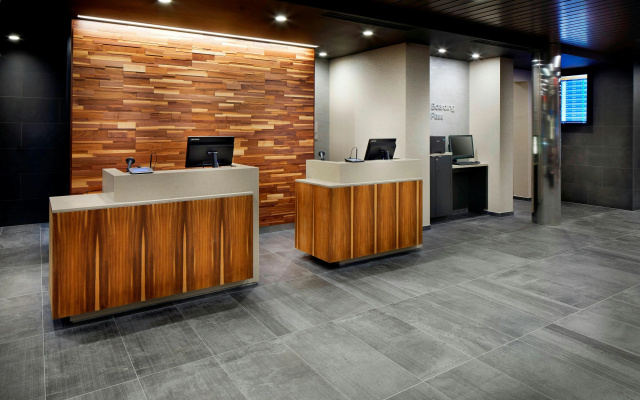 photo 2 of Courtyard by Marriott Houston Intercontinental Airport