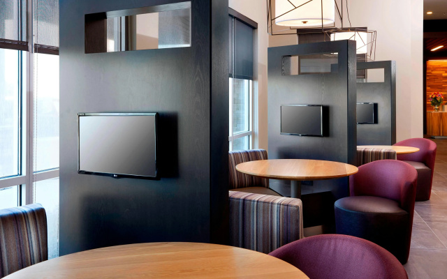 photo 5 of Courtyard by Marriott Houston Intercontinental Airport