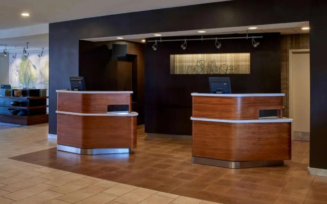 photo 2 of Sonesta Select Indianapolis Carmel