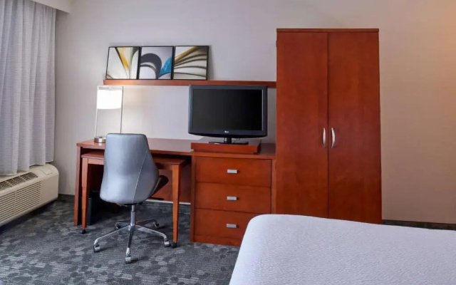 photo 5 of Sonesta Select Indianapolis Carmel