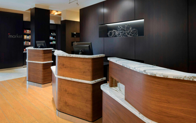 photo 2 of Courtyard by Marriott Indianapolis Downtown