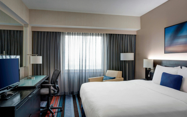 photo 4 of Courtyard by Marriott New York JFK Airport