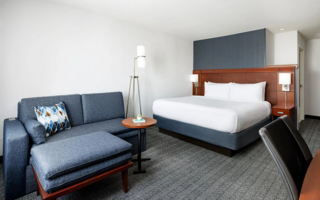 photo 3 of Courtyard By Marriott Las Vegas Stadium Area