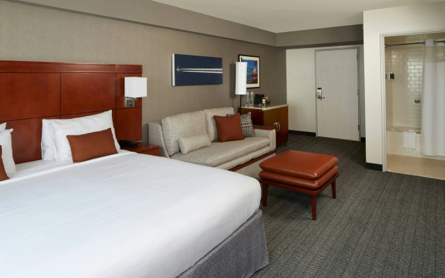 photo 4 of Courtyard by Marriott Los Angeles LAX/Century Boulevard