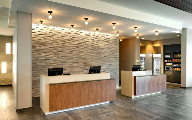 photo 2 of Courtyard by Marriott Los Angeles LAX/Hawthorne