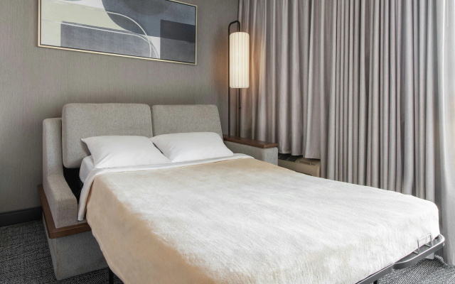 photo 4 of Courtyard by Marriott Los Angeles Pasadena/Monrovia