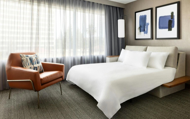 photo 5 of Courtyard by Marriott Los Angeles Woodland Hills