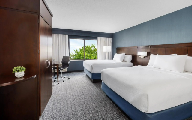 photo 3 of Courtyard by Marriott Manchester - Boston Regional Airport