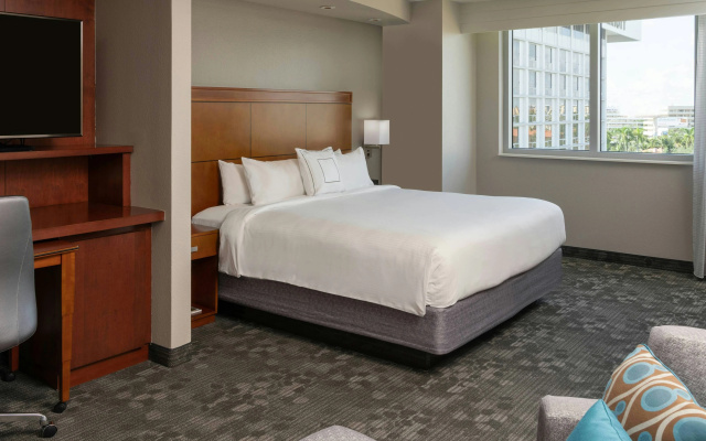 photo 5 of Courtyard by Marriott Miami Airport