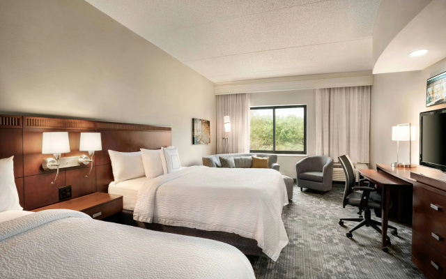 photo 3 of Courtyard by Marriott Middletown Goshen