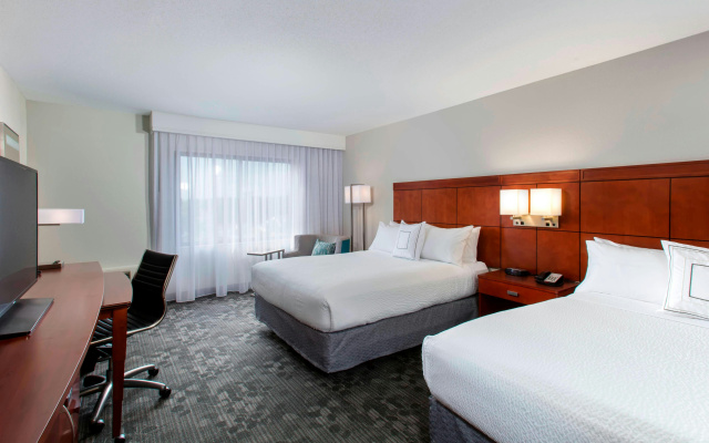photo 3 of Courtyard by Marriott Myrtle Beach Barefoot Landing