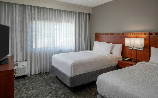photo 4 of Courtyard by Marriott Nashville Airport