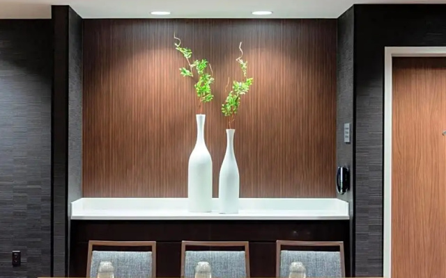 photo 2 of Courtyard by Marriott New York Queens/Jamaica