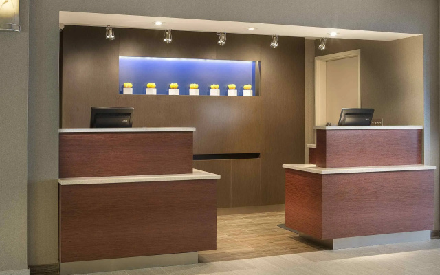 photo 2 of Courtyard by Marriott North Seattle/Lynnwood