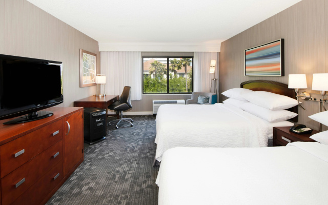 photo 4 of Courtyard by Marriott Oakland Airport