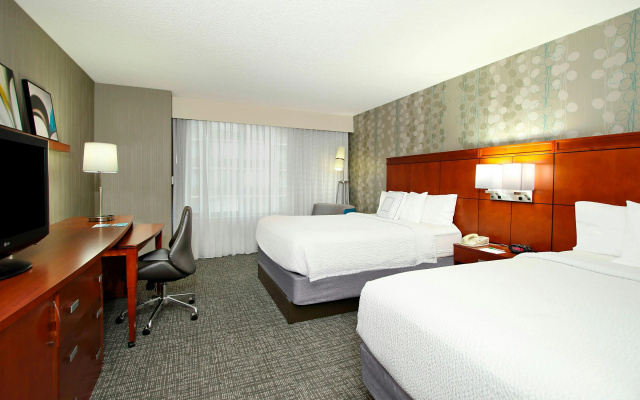 photo 3 of Courtyard by Marriott Oakland Downtown