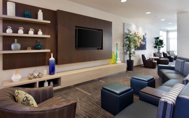 photo 2 of Courtyard by Marriott Orlando South/Grande Lakes Area