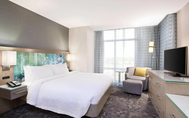 photo 3 of Courtyard by Marriott Orlando South/Grande Lakes Area