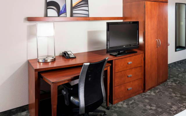 photo 3 of Courtyard by Marriott Phoenix West/Avondale