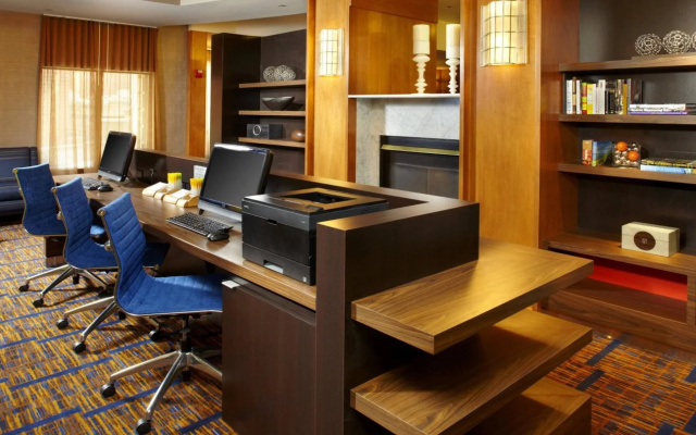 photo 2 of Courtyard by Marriott Pittsburgh Shadyside