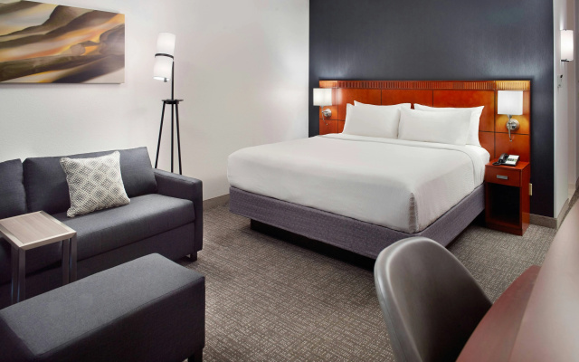 photo 4 of Courtyard by Marriott Raleigh Midtown
