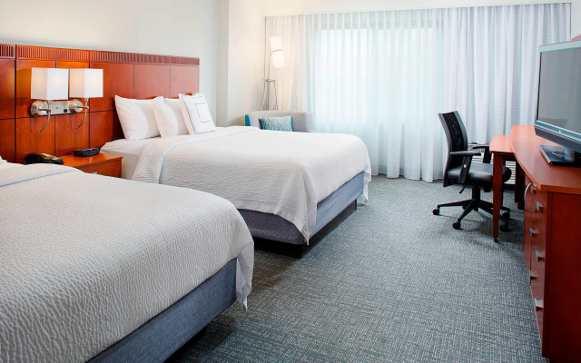 photo 4 of Courtyard by Marriott Roanoke Airport
