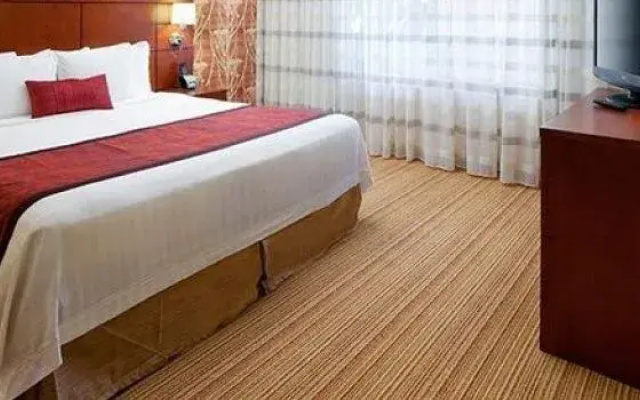 photo 5 of Sonesta Select San Jose Airport