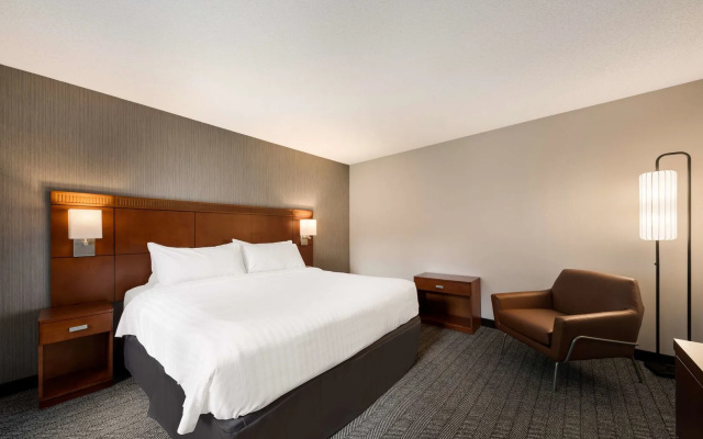 photo 4 of Sonesta Select San Jose Airport