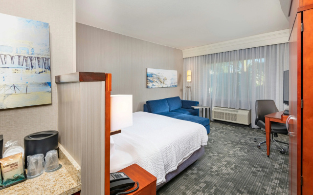 photo 4 of Courtyard by Marriott Santa Ana Orange County