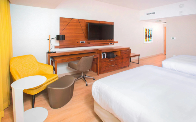 photo 4 of Courtyard by Marriott Santa Monica