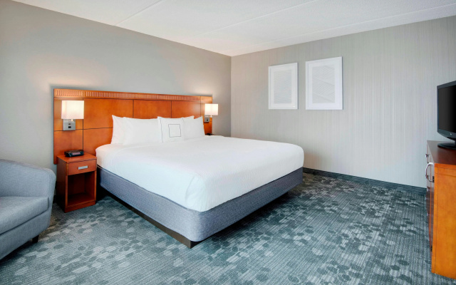 photo 4 of Courtyard by Marriott Savannah Midtown