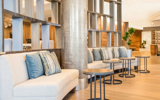 photo 2 of Courtyard by Marriott Seattle Bellevue/Downtown