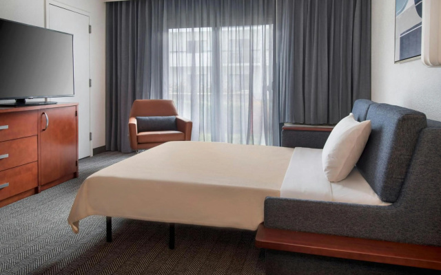 photo 3 of Courtyard by Marriott Silver Spring North/White Oak