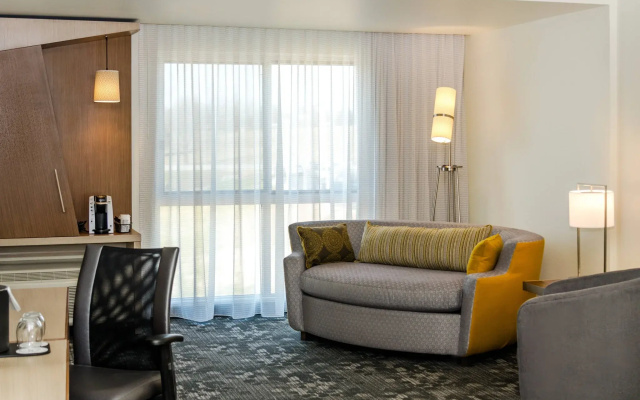 photo 3 of Courtyard by Marriott Somerset