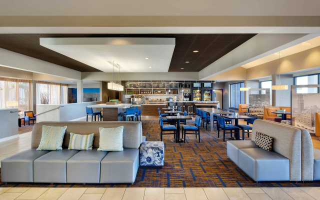 photo 2 of Courtyard by Marriott Southfield