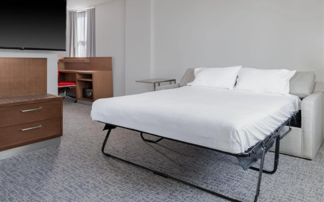 photo 5 of Courtyard by Marriott St. Louis Downtown/Convention Center