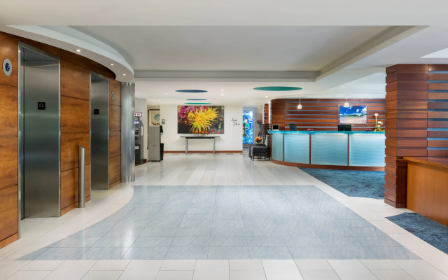 photo 3 of Courtyard by Marriott Waikiki Beach