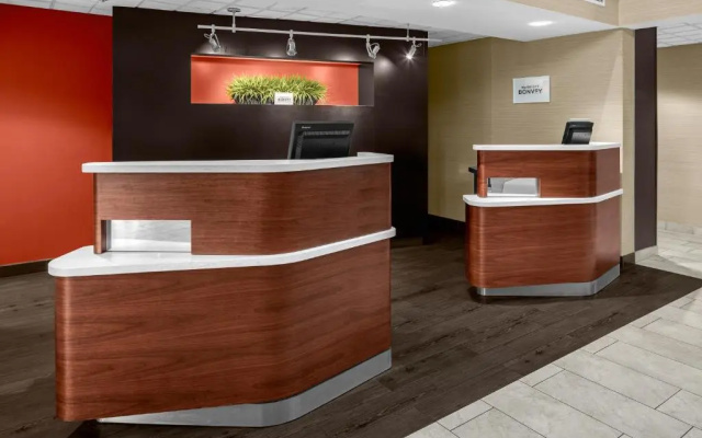 photo 2 of Courtyard by Marriott Wilmington / Wrightsville Beach