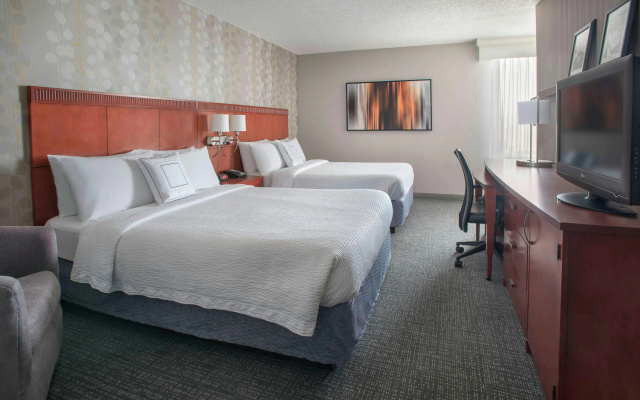 photo 3 of Courtyard by Marriott Wilmington Downtown