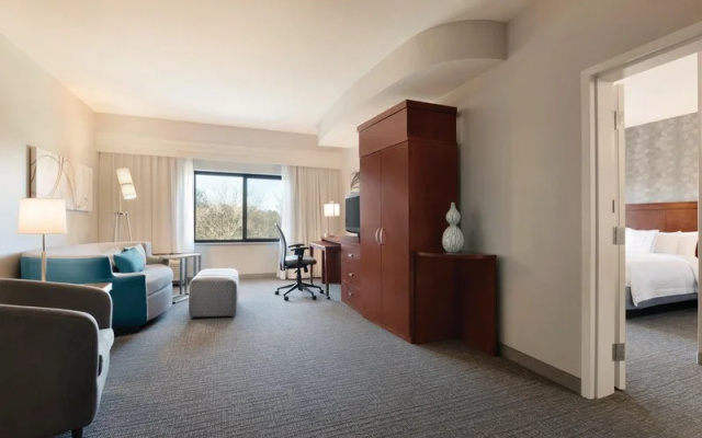 photo 3 of Courtyard Charlotte Airport North