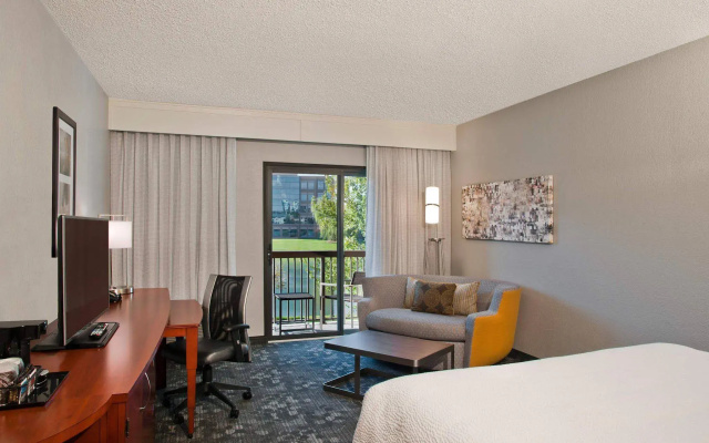 photo 3 of Courtyard Charlotte Ballantyne