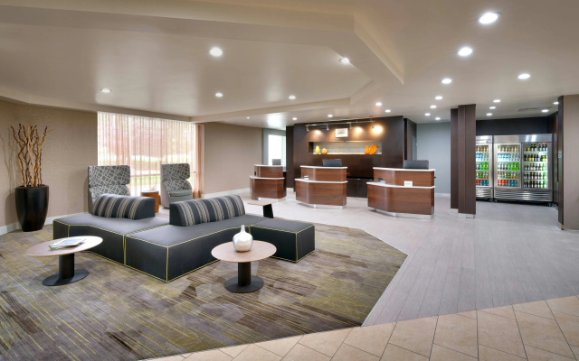 photo 2 of Courtyard by Marriott Charlotte Airport LoSo