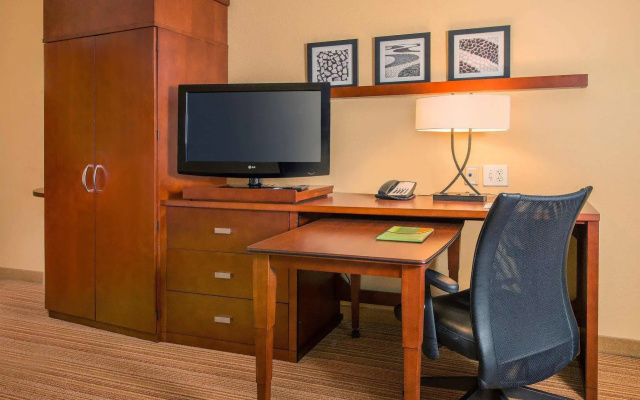 photo 3 of Courtyard Marriott Concord