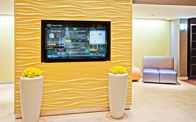 photo 3 of Courtyard Chicago Midway Airport