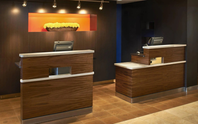 photo 2 of Courtyard by Marriott Cincinnati-Covington