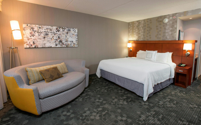 photo 3 of Courtyard by Marriott Cincinnati North at Union Centre