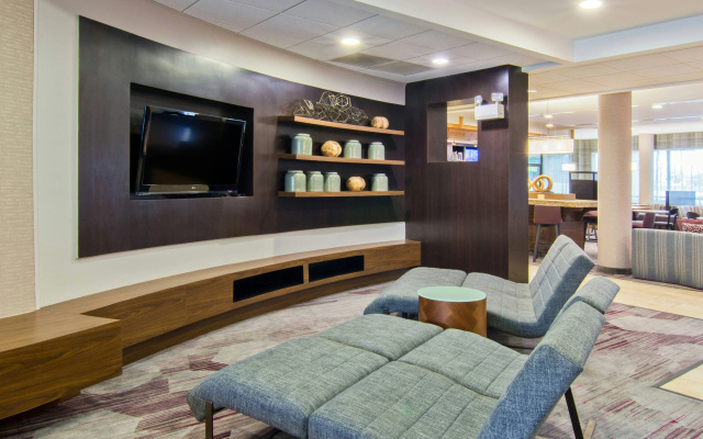 photo 2 of Courtyard by Marriott Clarksville