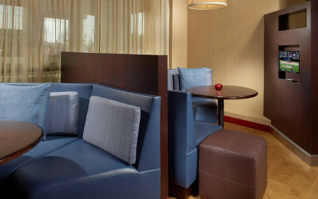 photo 3 of Courtyard by Marriott Clarksville