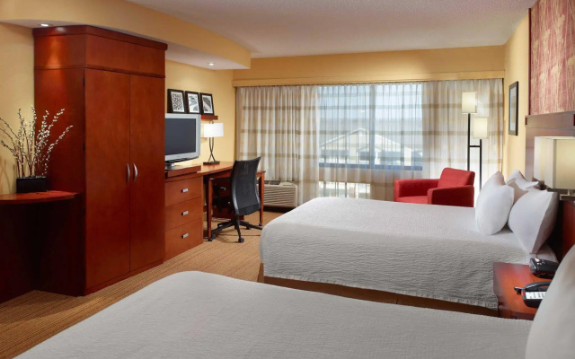photo 4 of Courtyard by Marriott Clarksville