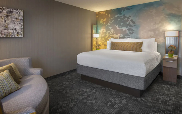 photo 3 of Courtyard by Marriott Cleveland Westlake